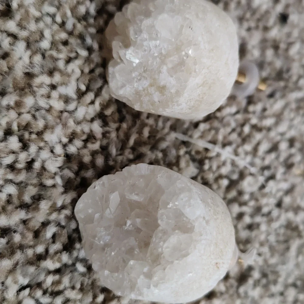 Crystal type knobs qty 2